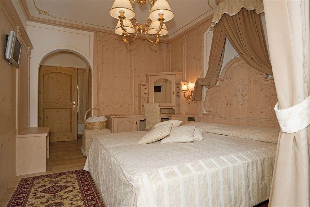 Hotel Colbricon Beauty&Relax San Martino Di Castrozza Esterno foto