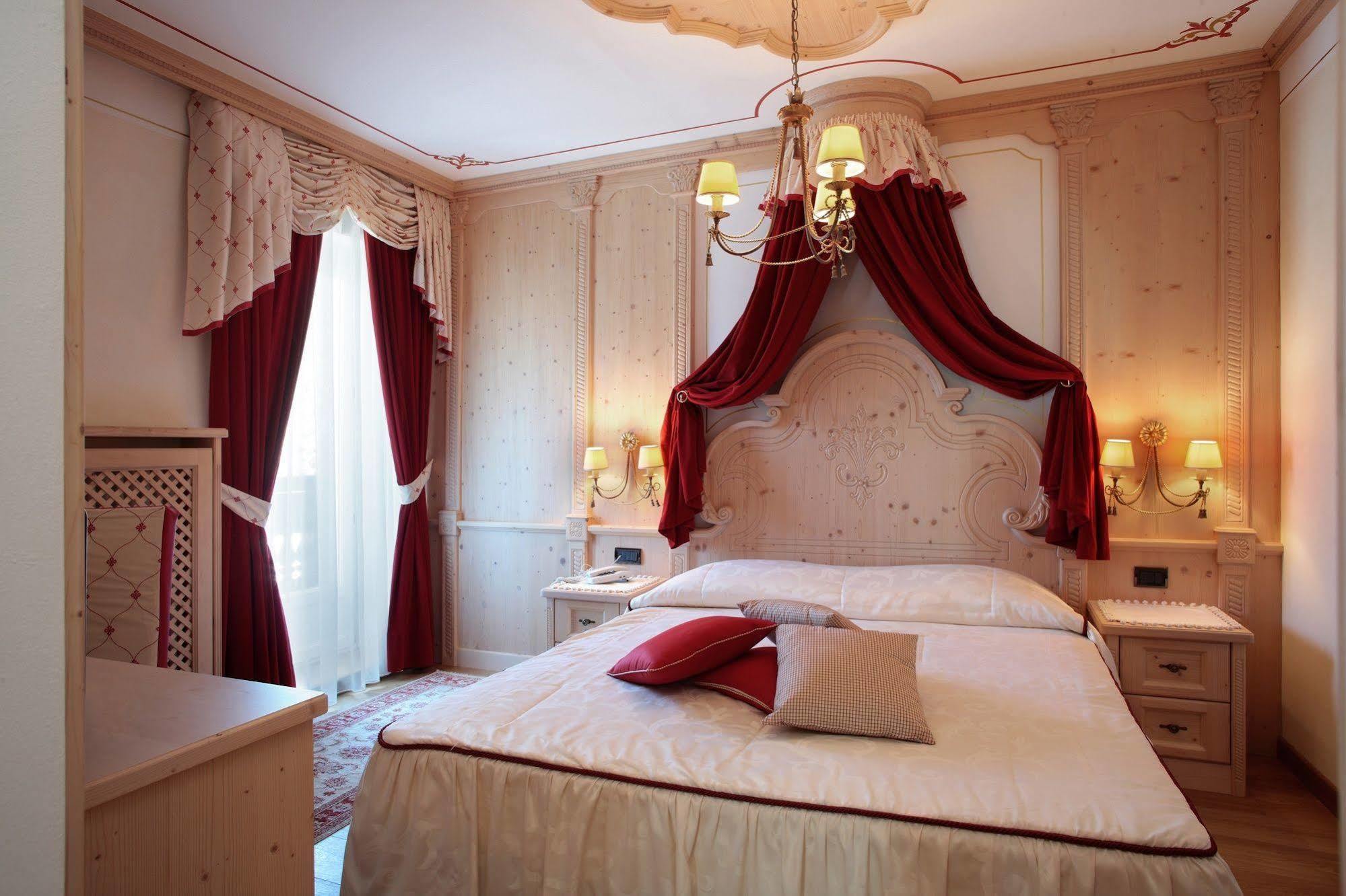 Hotel Colbricon Beauty&Relax San Martino Di Castrozza Esterno foto