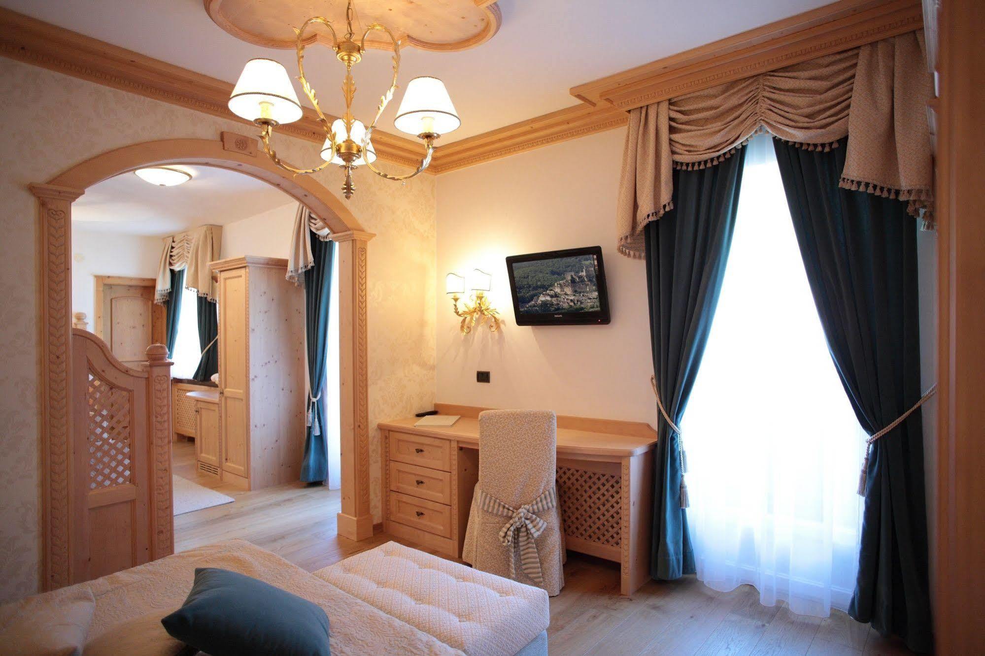 Hotel Colbricon Beauty&Relax San Martino Di Castrozza Esterno foto